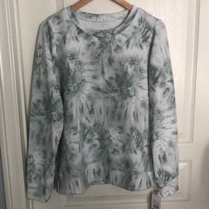 NWT Gaiam tye die sweatshirt